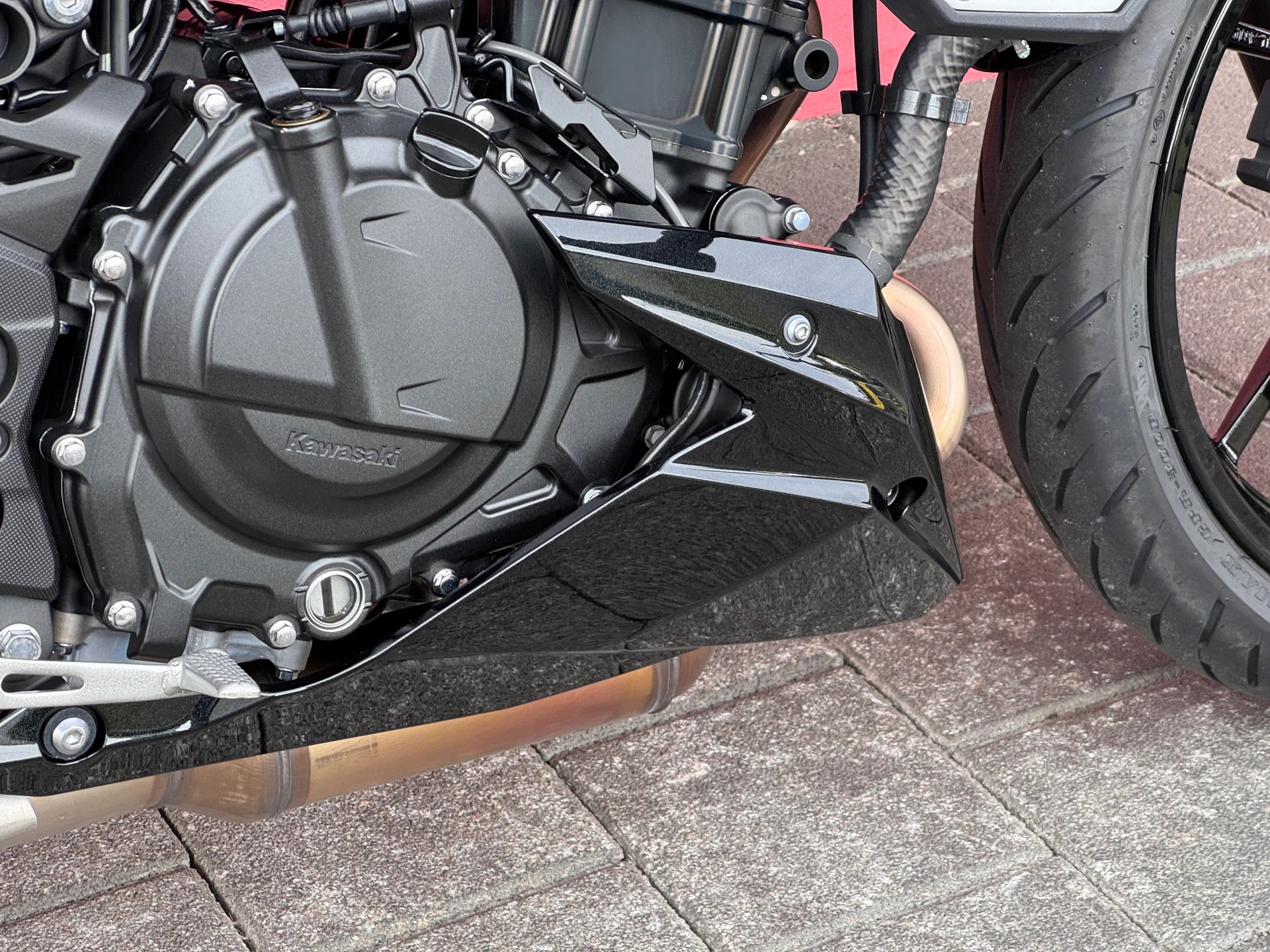 KAWASAKI Z 500 Swiss Edition-showroom-element-3