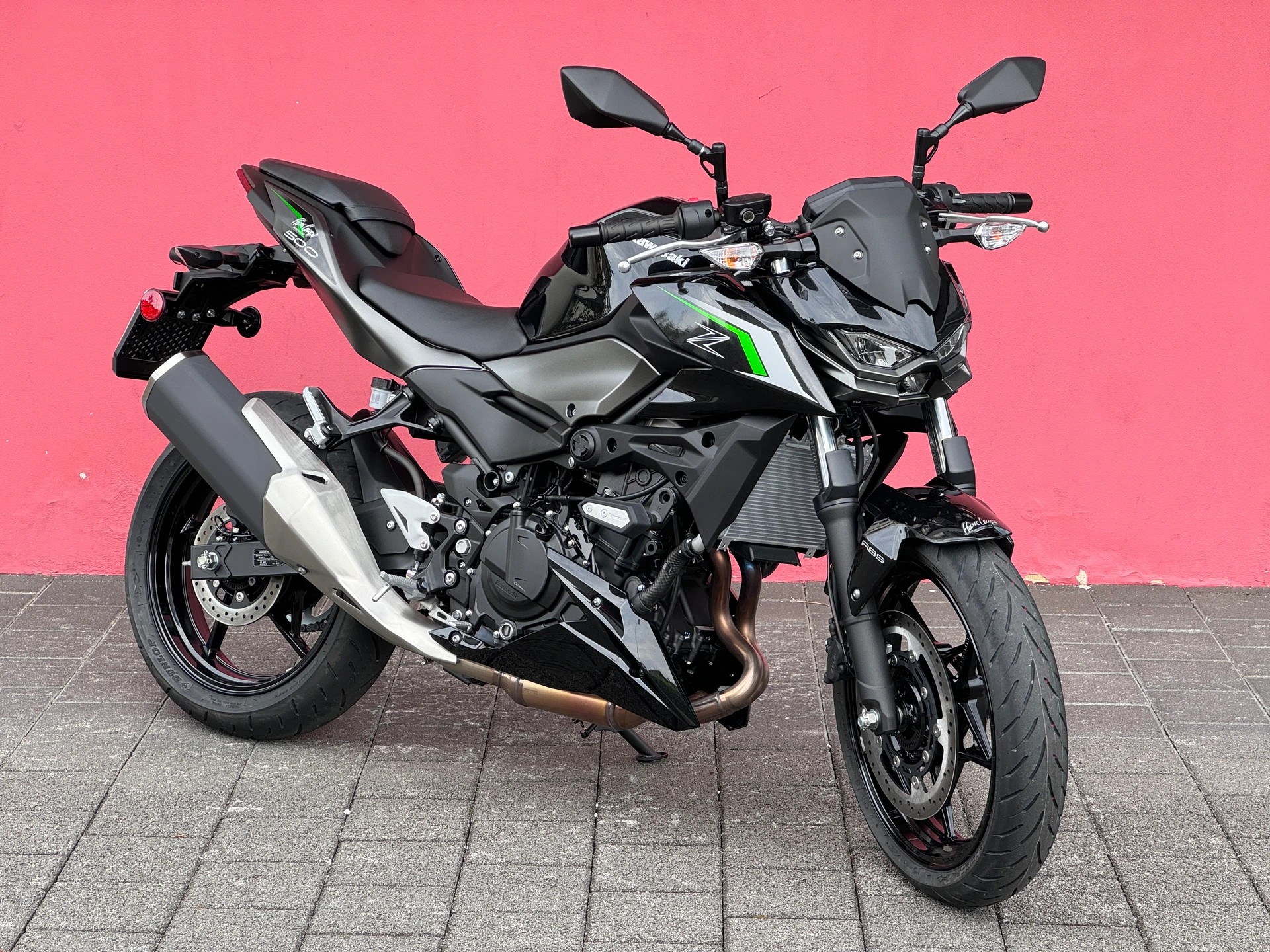 KAWASAKI Z 500 Swiss Edition-showroom-element-1