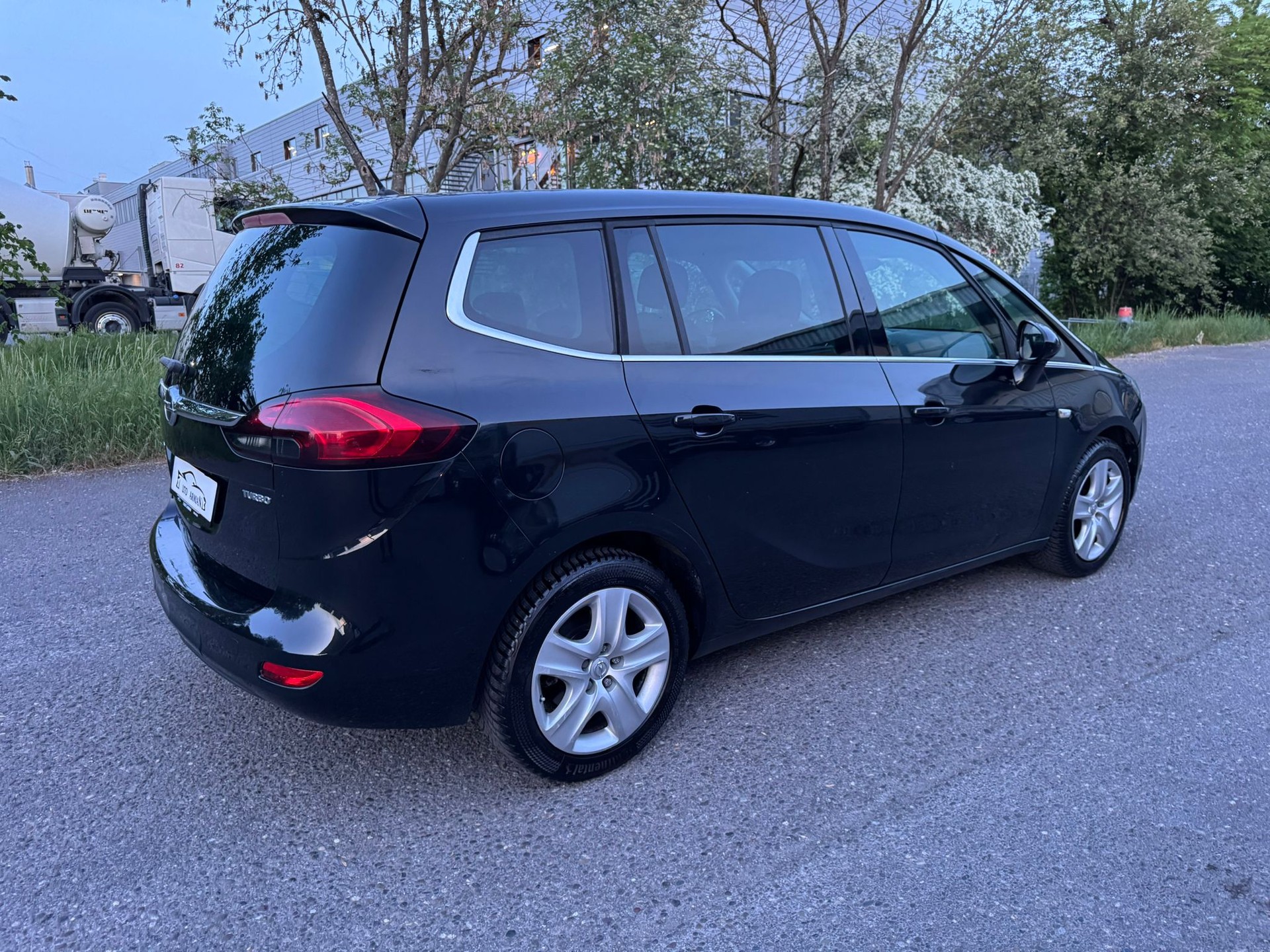 OPEL Zafira Tourer 1.4i 16V Turbo Drive Automatic-image-5