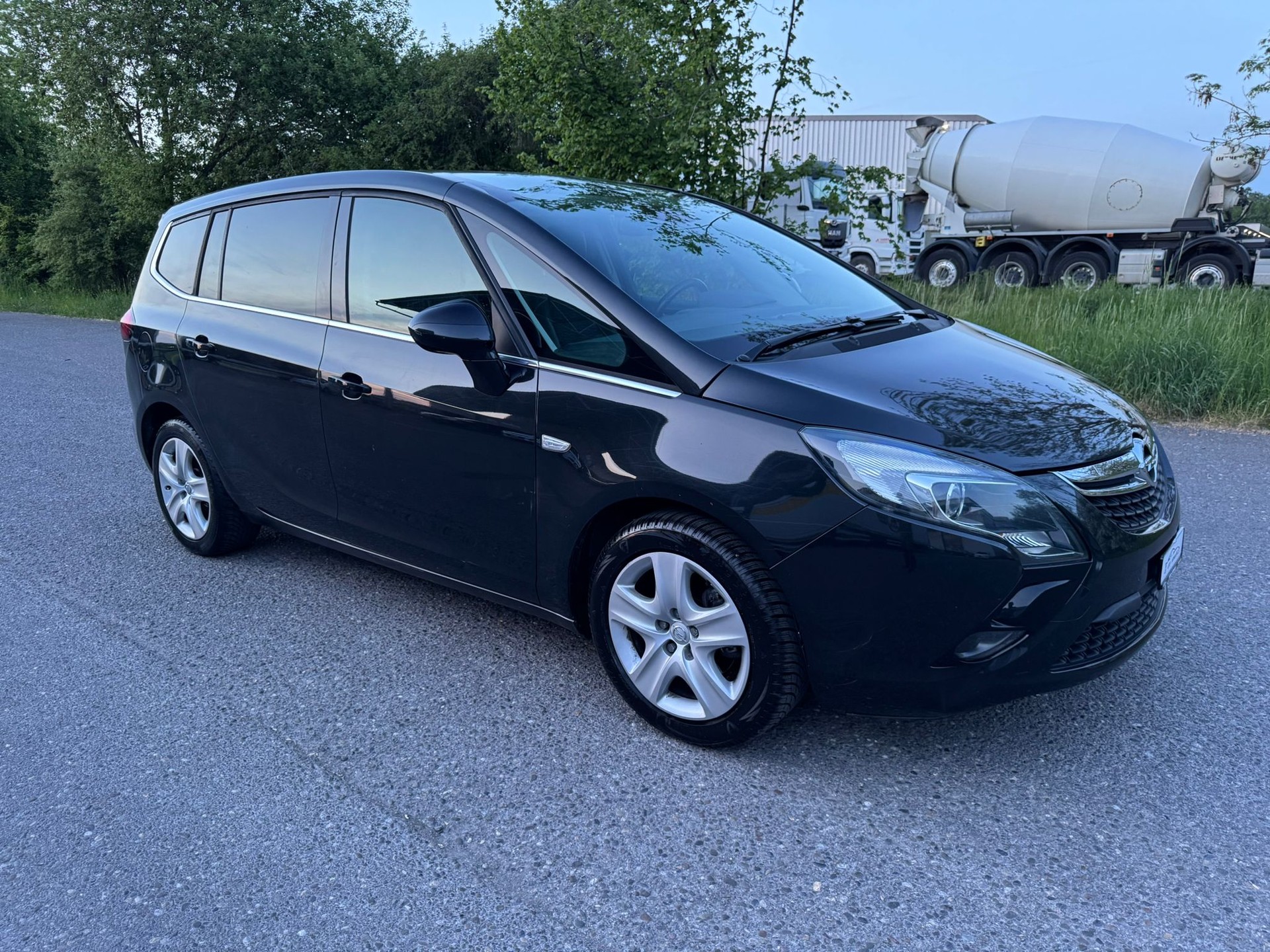 OPEL Zafira Tourer 1.4i 16V Turbo Drive Automatic-image-1