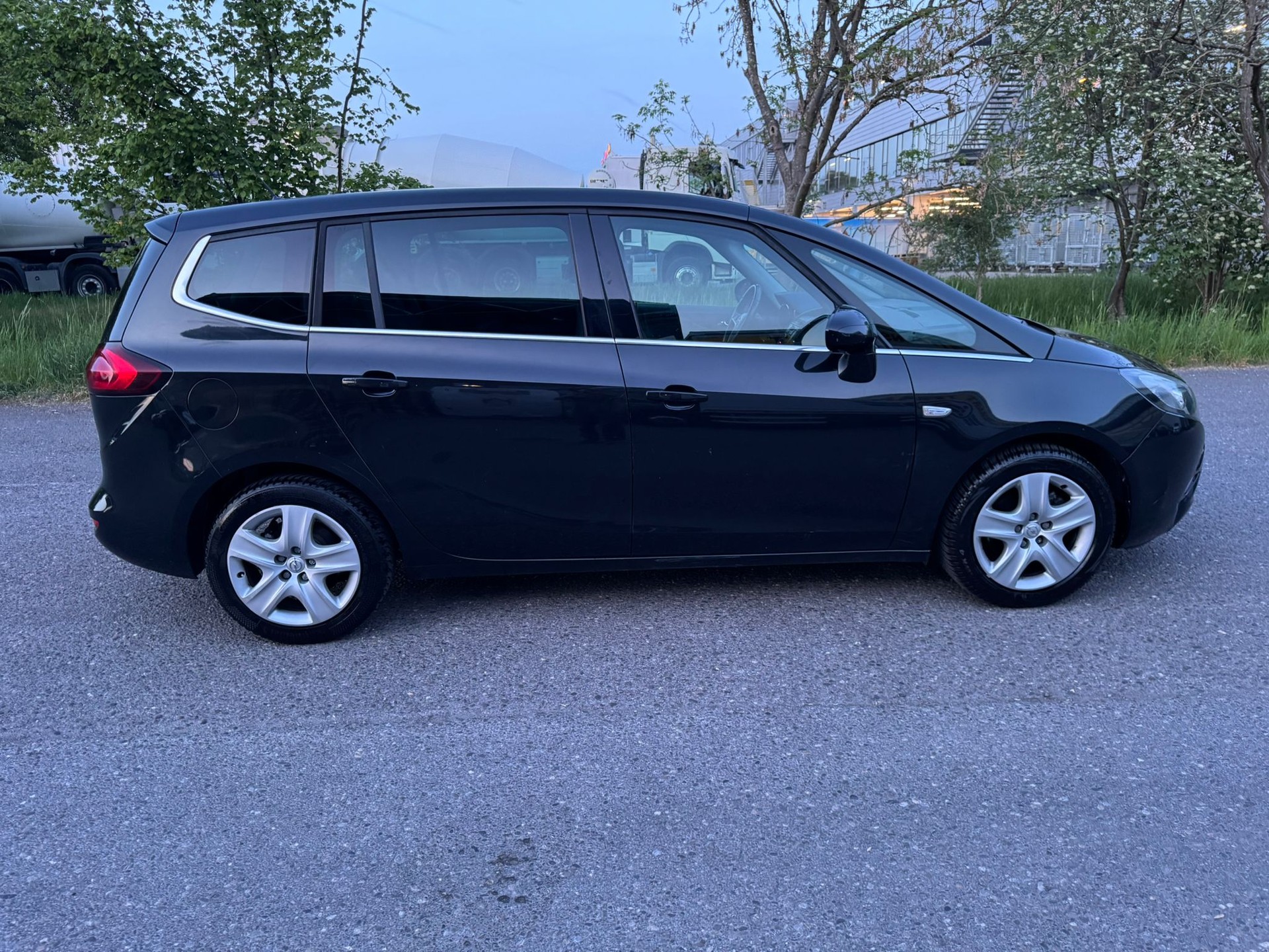 OPEL Zafira Tourer 1.4i 16V Turbo Drive Automatic-image-9