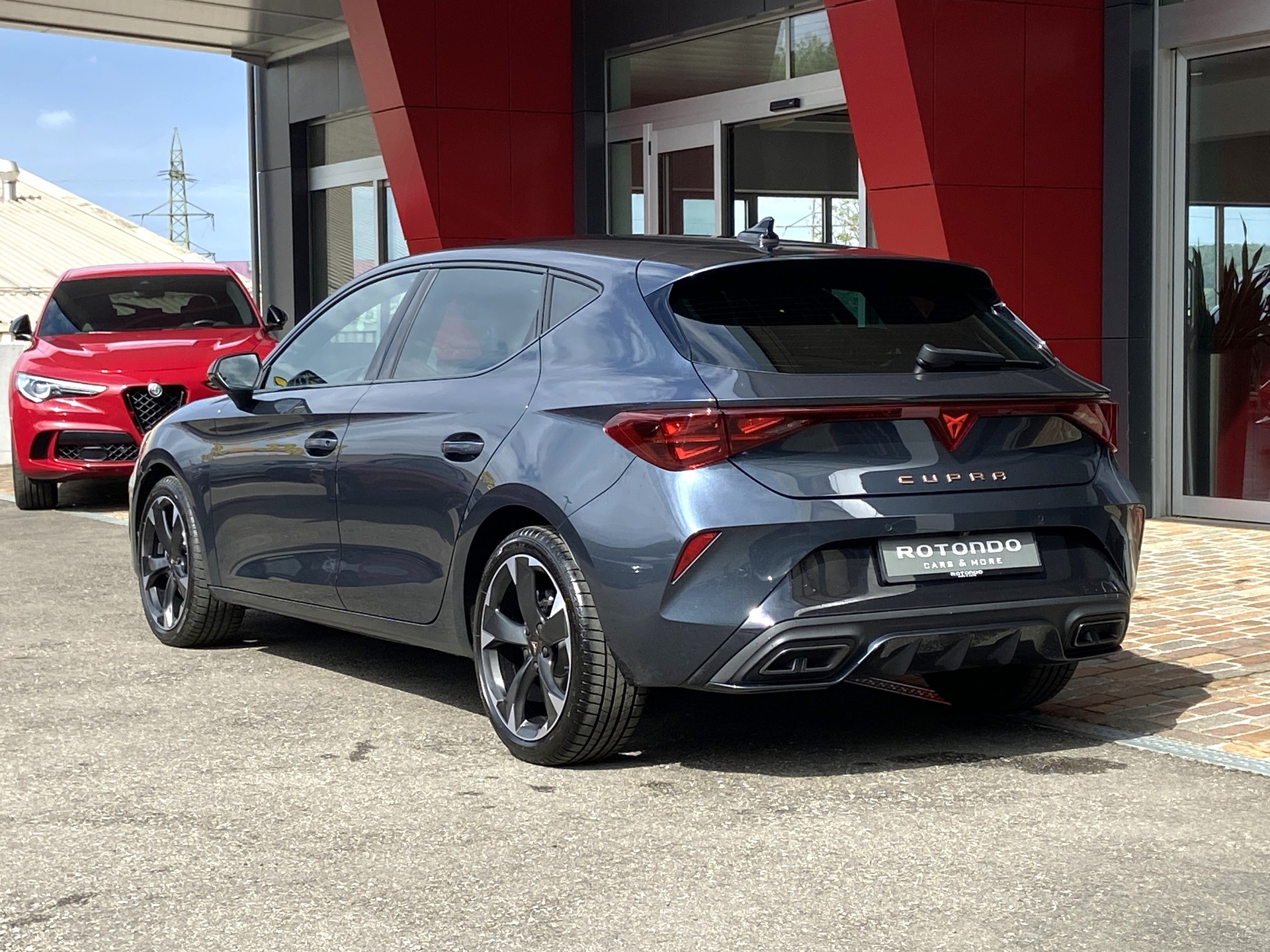 CUPRA LEON 1.5 TSI DSG-image-18