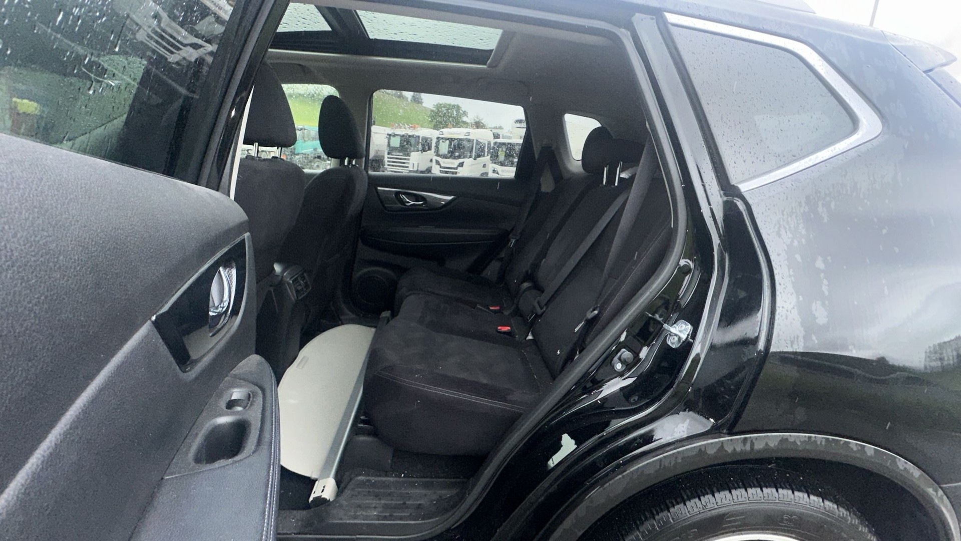 NISSAN X-Trail 1.6 DIG-T visia-image-9