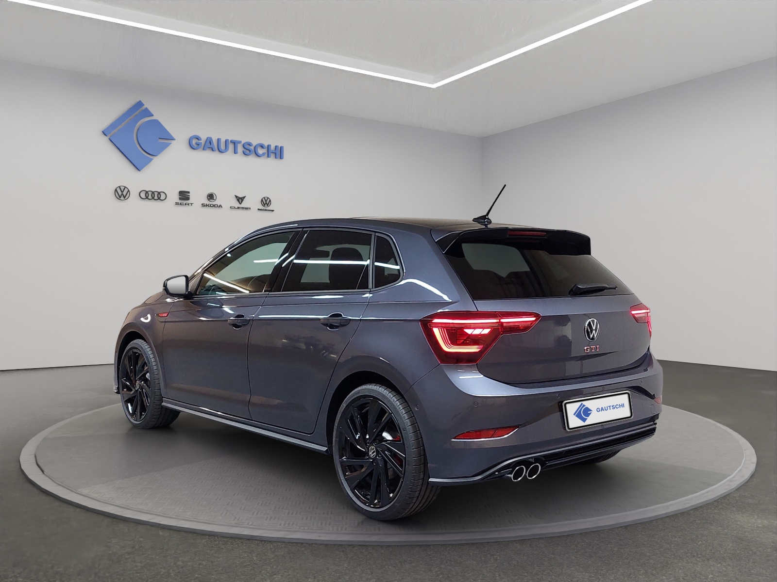 VW Polo 2.0 TSI GTI DSG-image-2