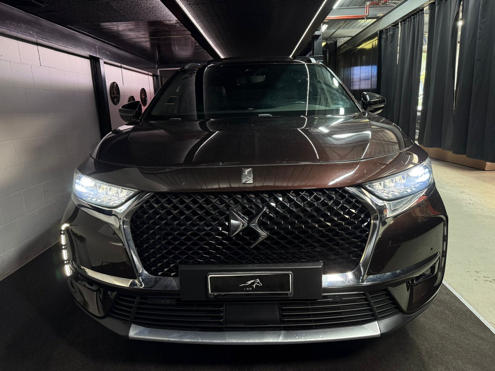 DS AUTOMOBILES DS 7 Crossback 1.5 BlueHDi SO Chic ***RIVOLI*** / Top Austattung / Panoramadach / Anhängerkupplung /-image-2