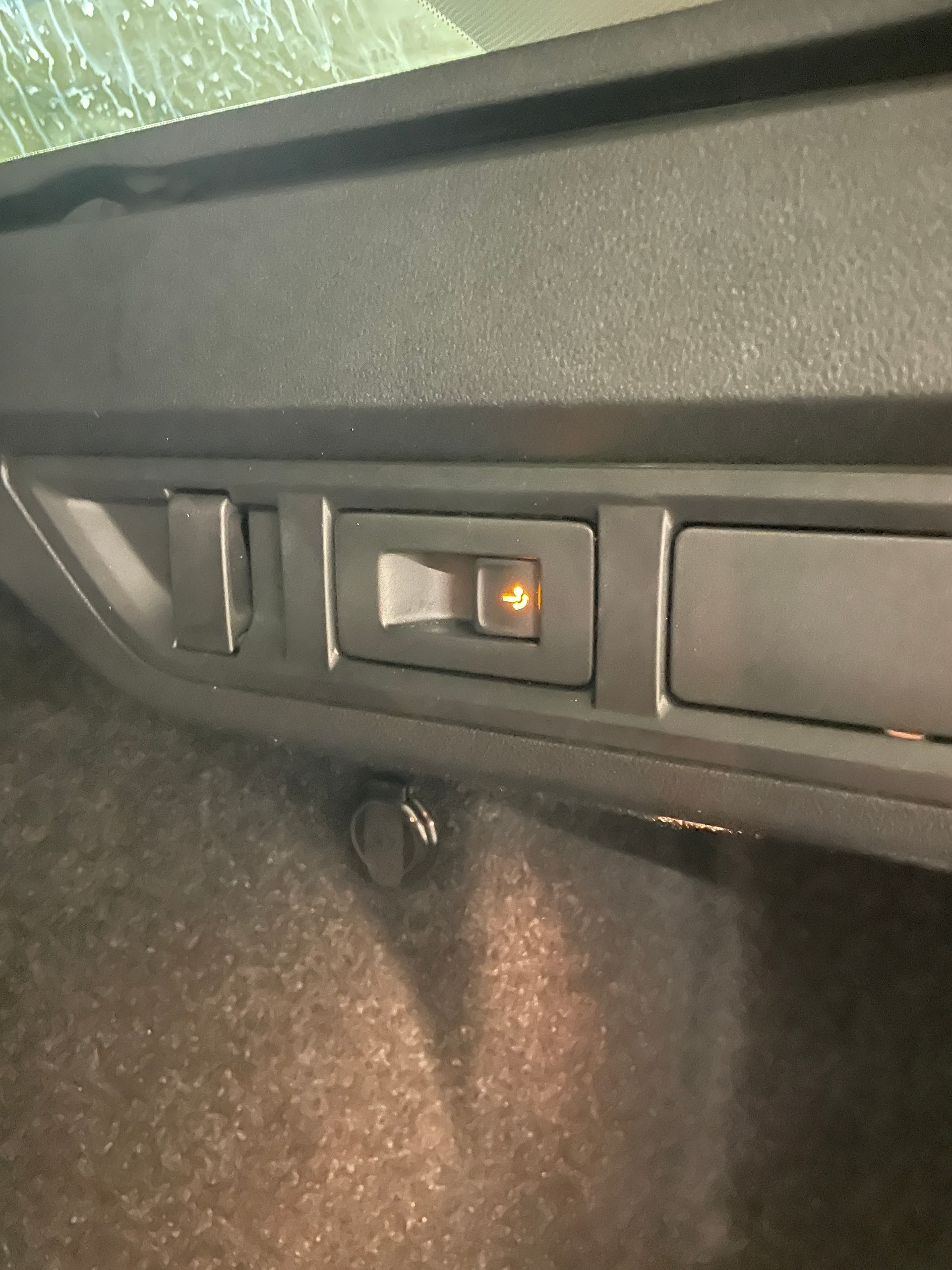 SKODA Octavia Combi 2.0 TSI Ambition DSG 4x4-image-17