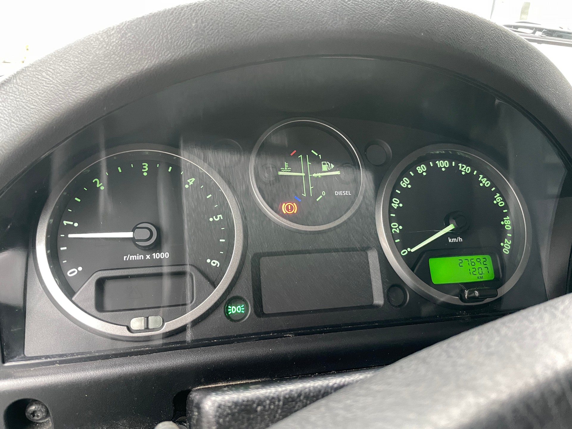 LAND ROVER Defender 110 2.4 Td4 High Capacity Pick Up-image-15