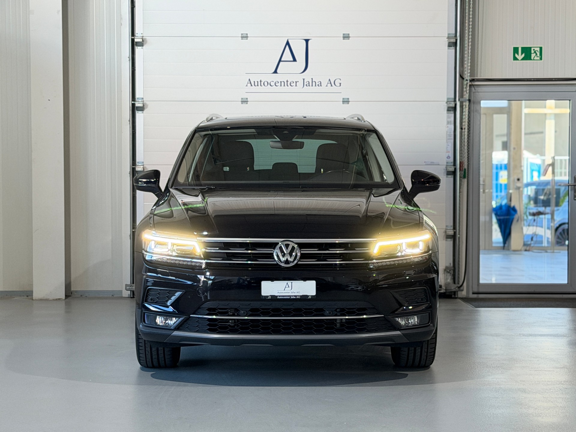 VW Tiguan 2.0TSI Highline 4Motion DSG (CH) Facelift-showroom-element-3