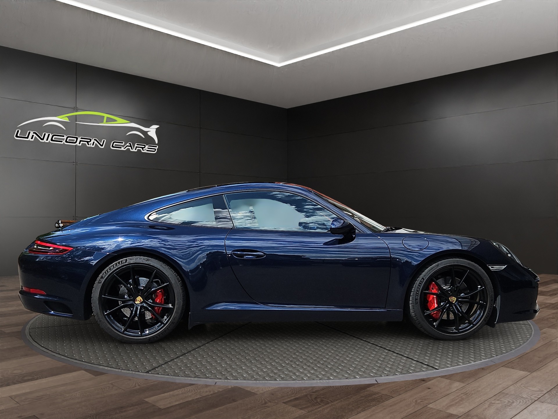 PORSCHE 911 Carrera S PDK-showroom-element-1