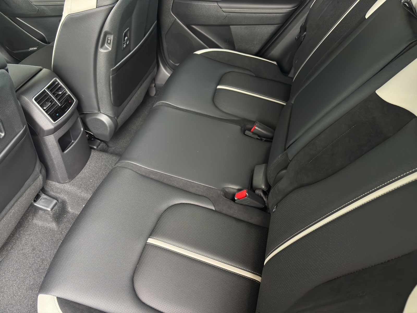 KIA Sportage 1.6 T-GDi GT-Line-image-13