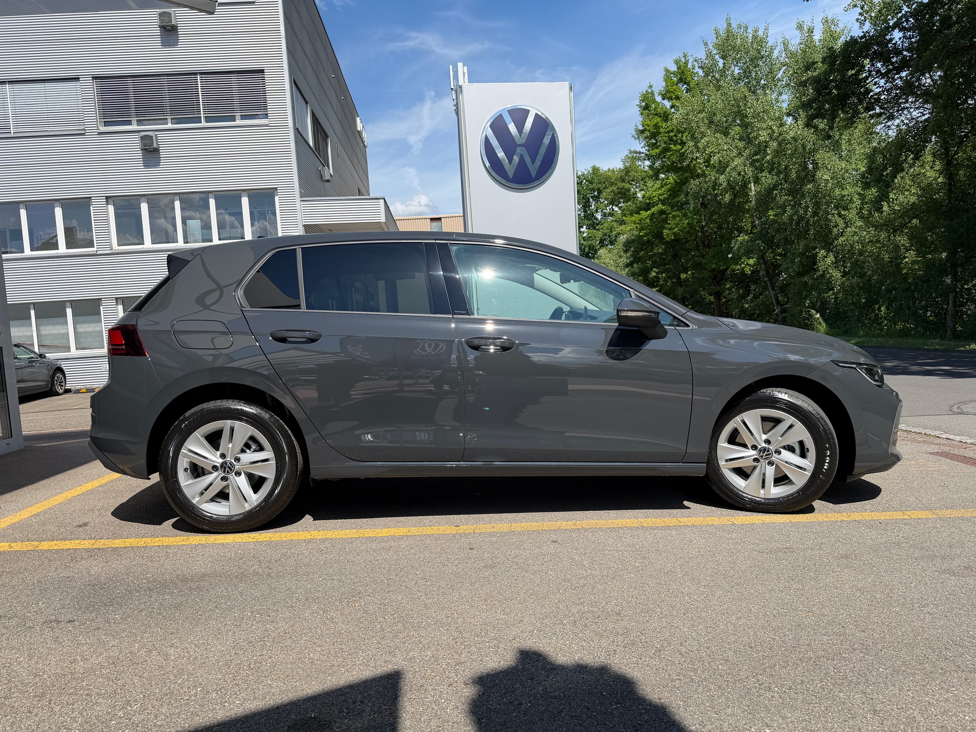 VW Golf 1.5 e TSI mHEV Value DSG-image-5