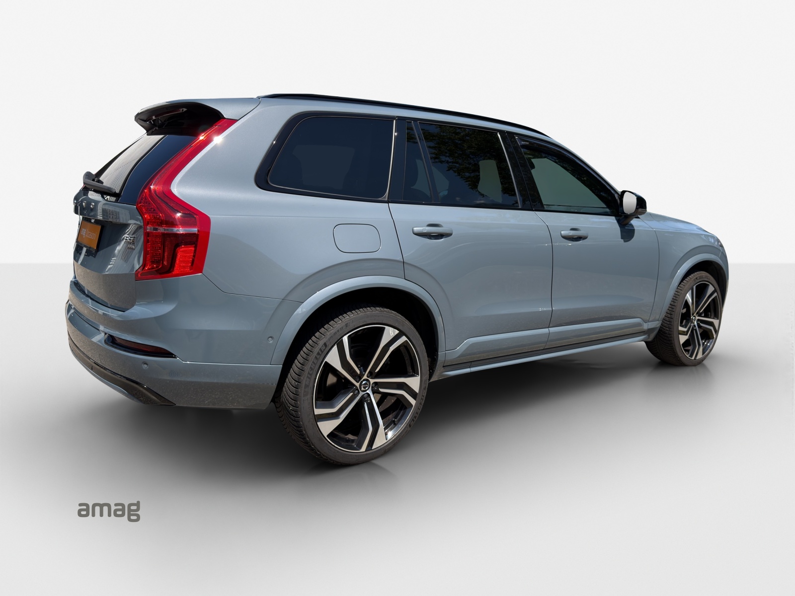 VOLVO XC90 B5 Diesel Mild Hybrid AWD Ultimate Dark Geartronic-image-4