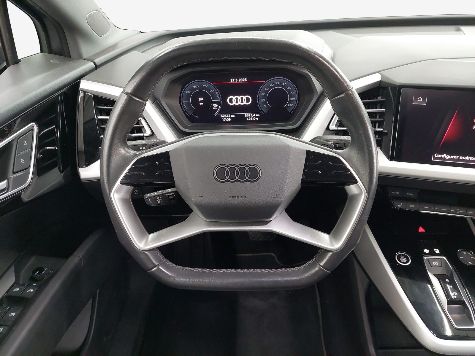 AUDI Q4 e-tron 50 quattro-image-10
