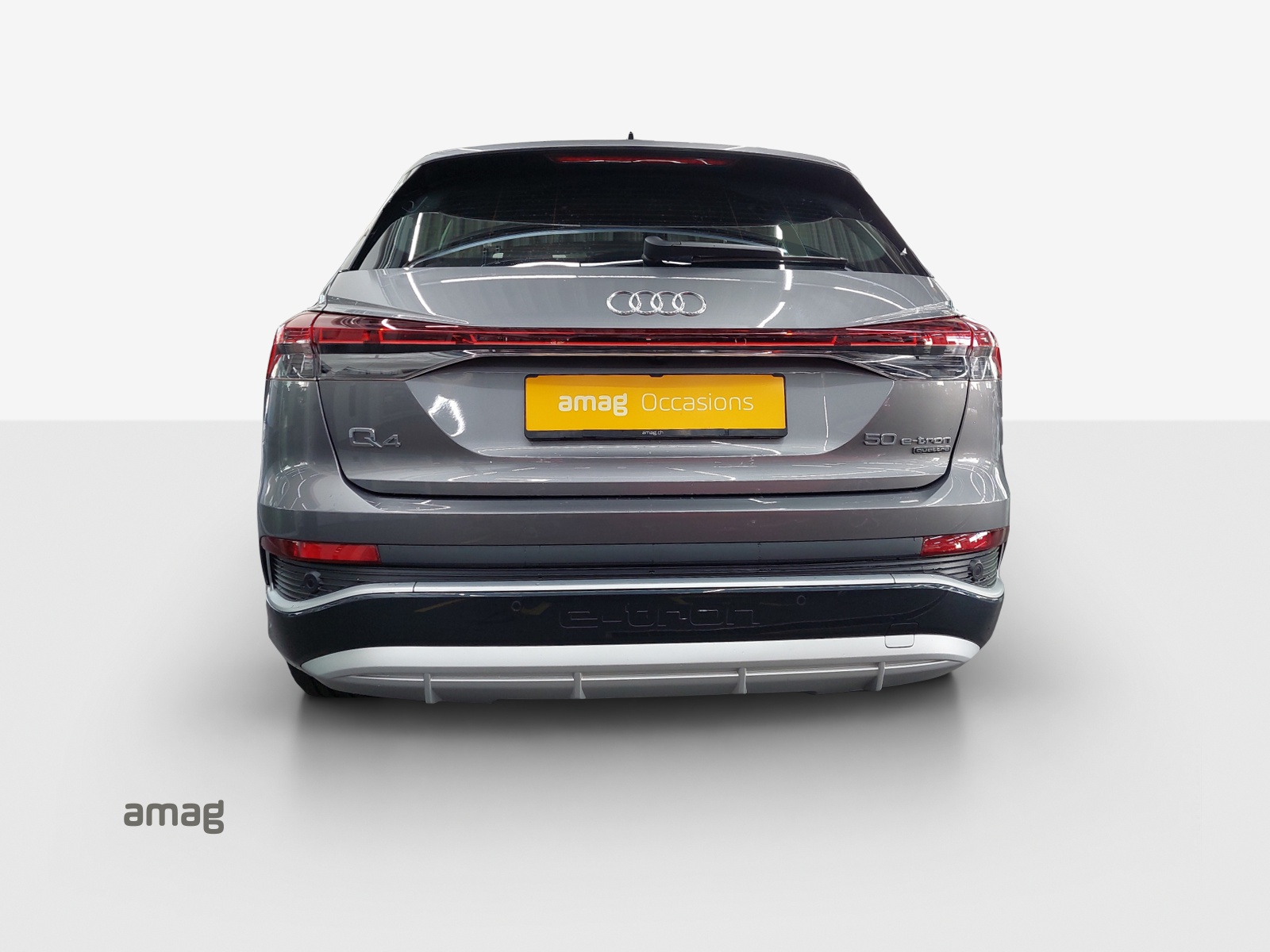 AUDI Q4 e-tron 50 quattro-image-4