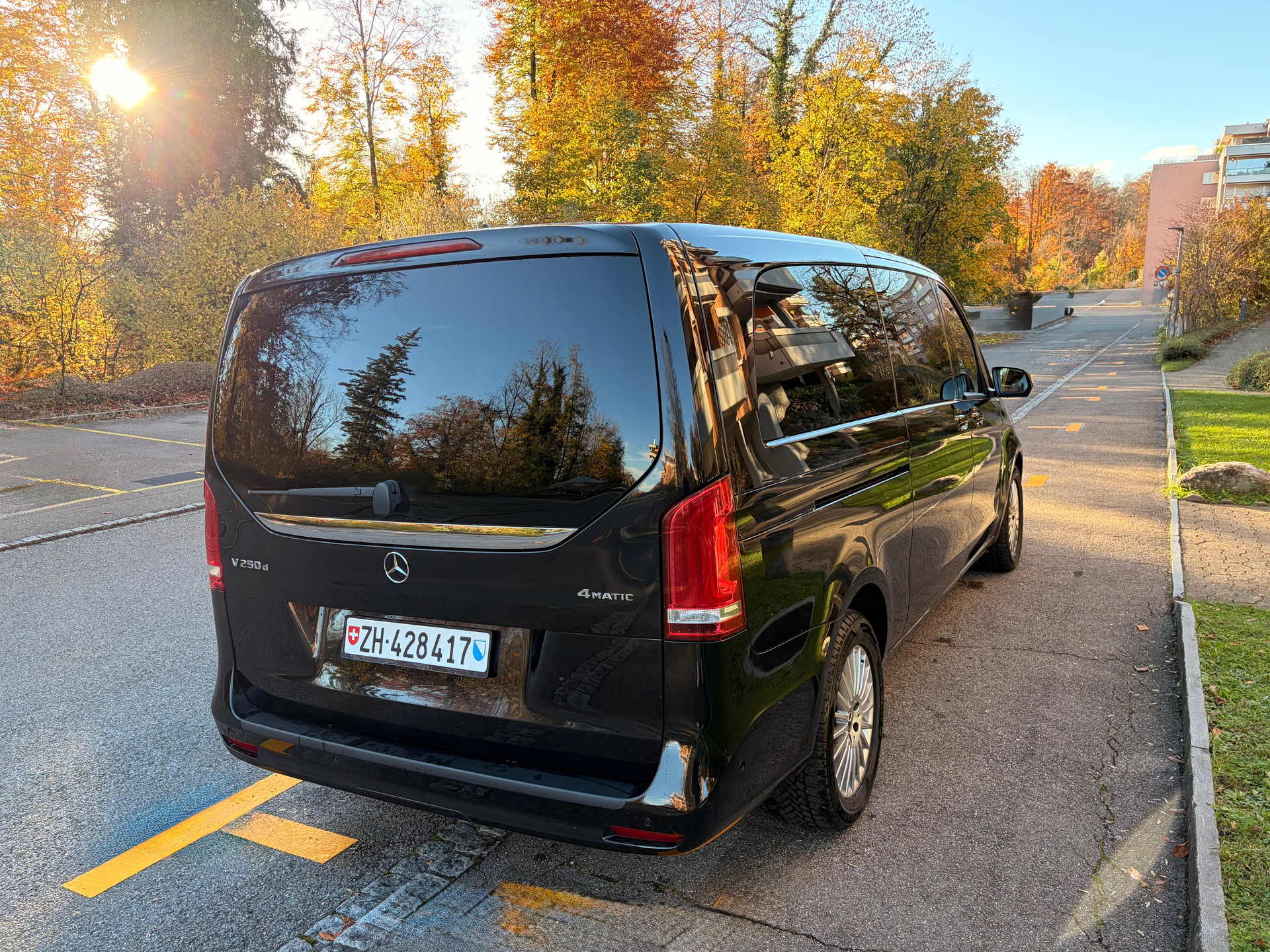 MERCEDES-BENZ V 250 d Avantgarde Extralang-image-1
