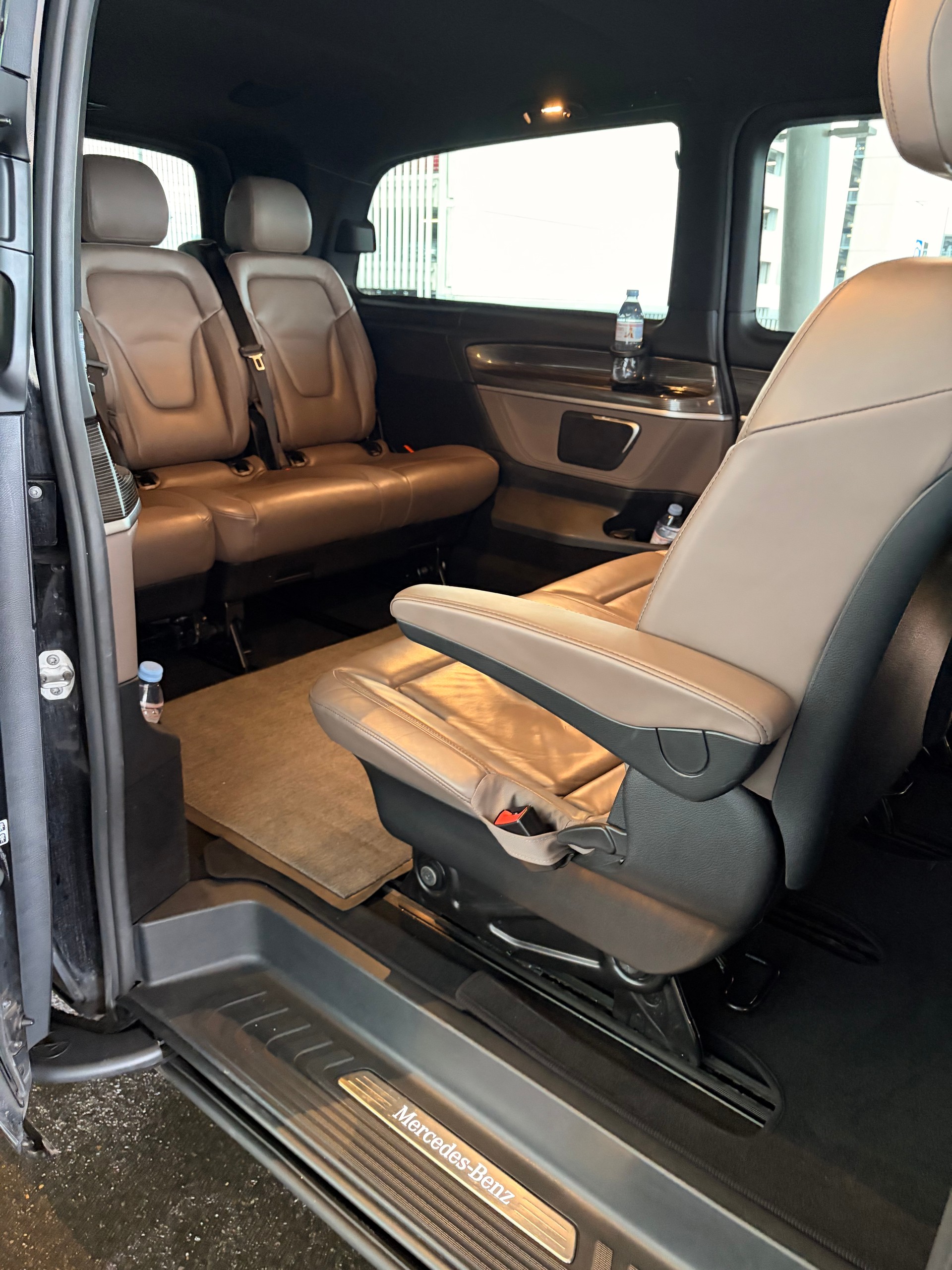 MERCEDES-BENZ V 250 d Avantgarde Extralang-image-4