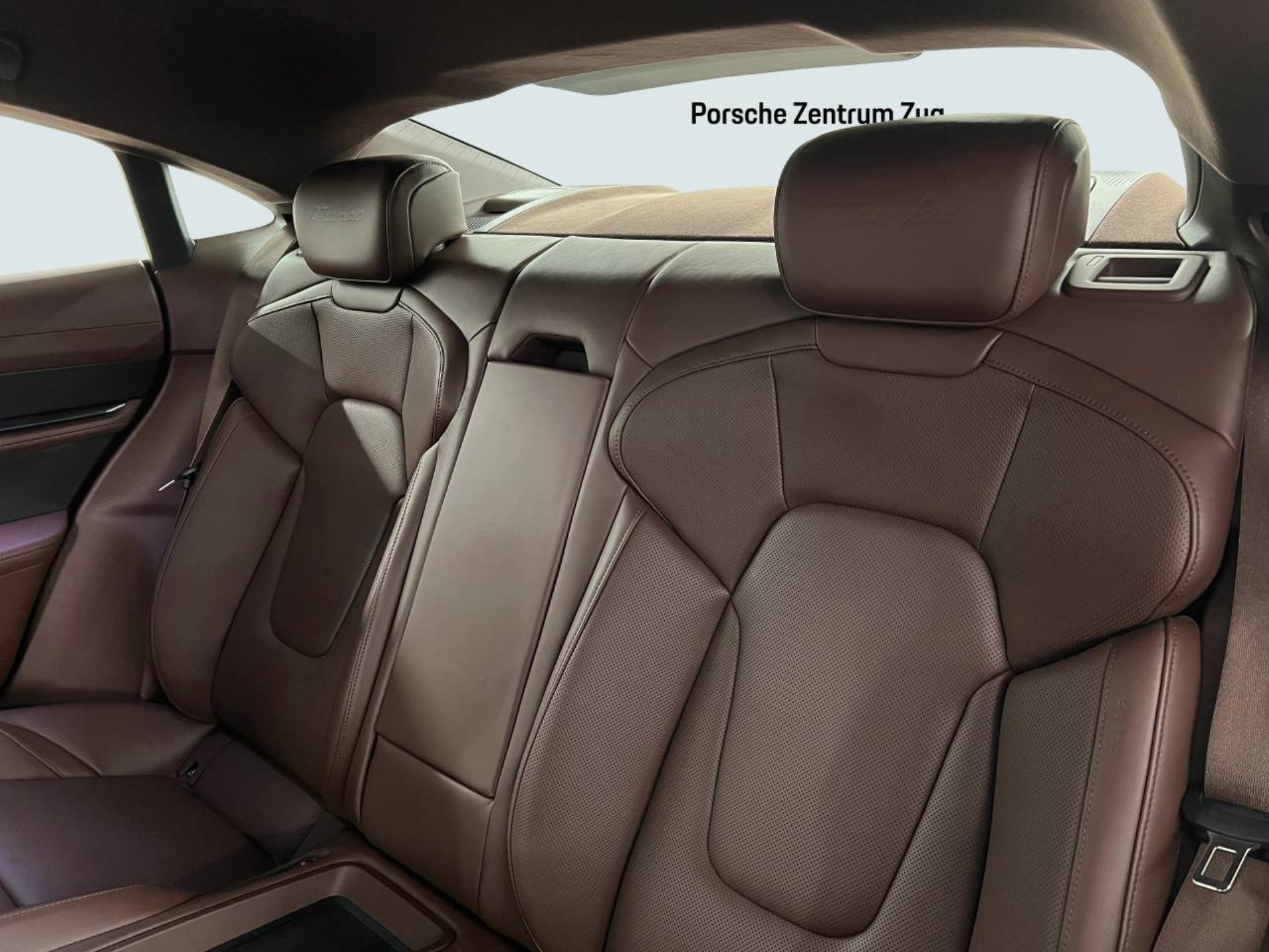 PORSCHE Taycan Turbo-image-23