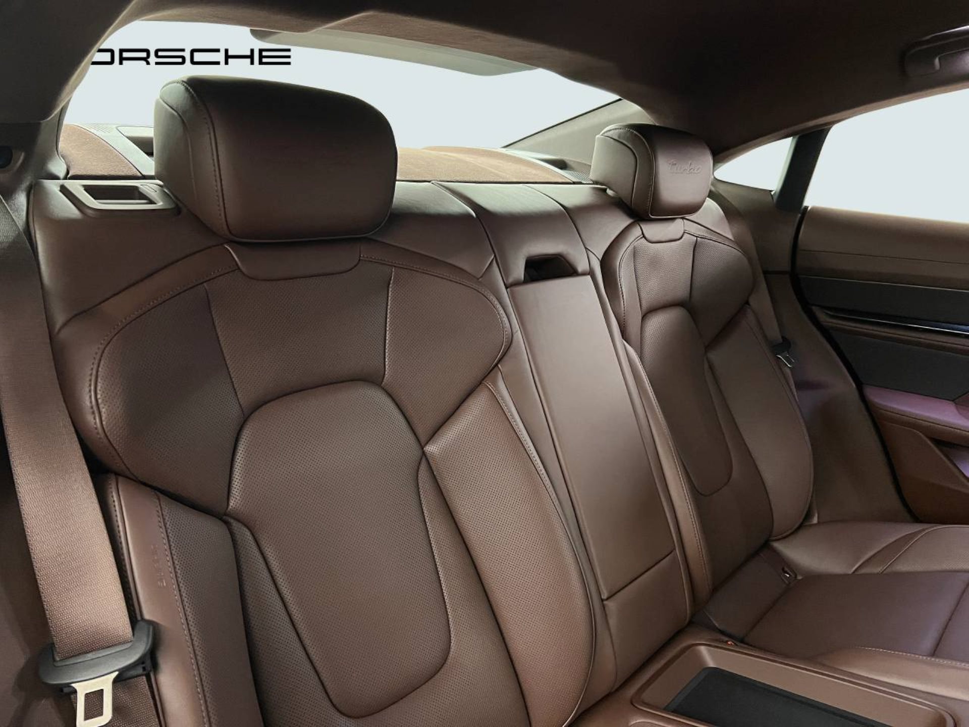 PORSCHE Taycan Turbo-image-24