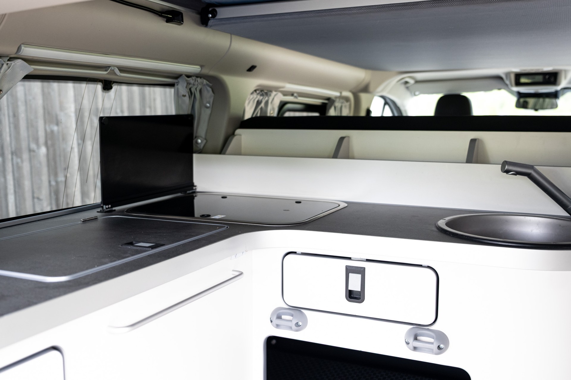 FORD Transit Custom 320 L1H1 Camper A-image-11