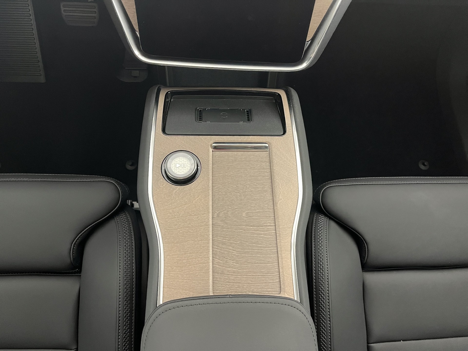 VOLVO EX90 Twin Performance Ultra AWD-image-15