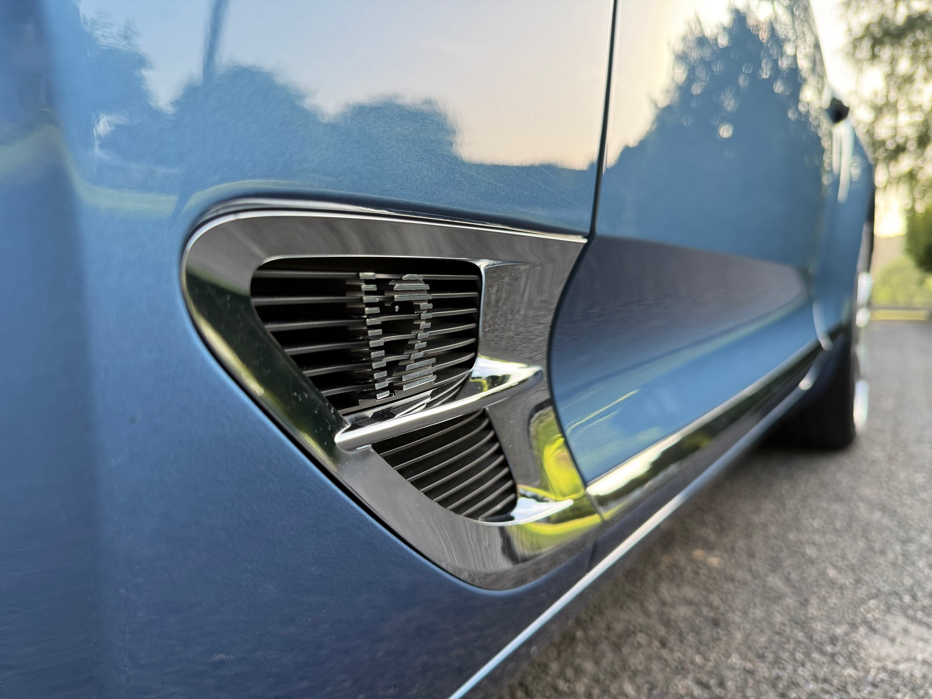 BENTLEY Continental GT 6.0 W12 / CH-Fahrzeug / Portofinoblau-image-7