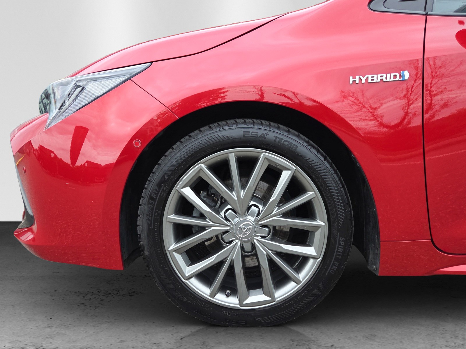 TOYOTA Corolla 1.8 HSD Trend e-CVT-image-9