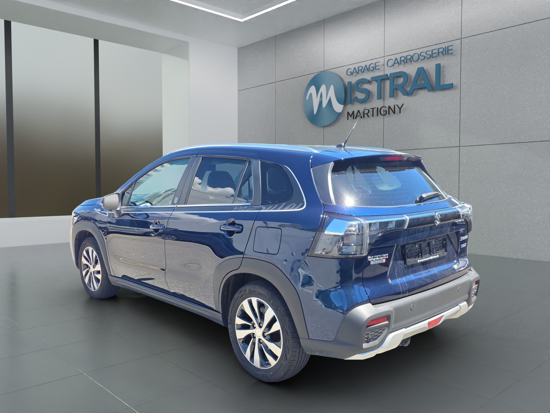 SUZUKI S-Cross 1.4 T Piz Sulai Top 4x4-image-2
