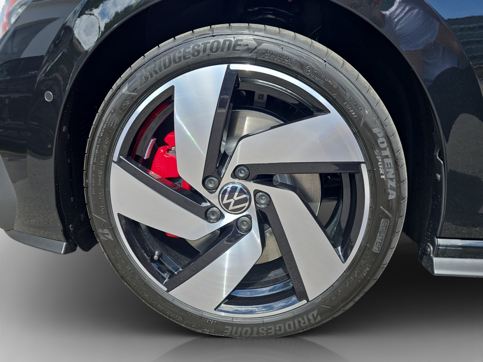 VW Golf 2.0 TSI GTI DSG-image-13