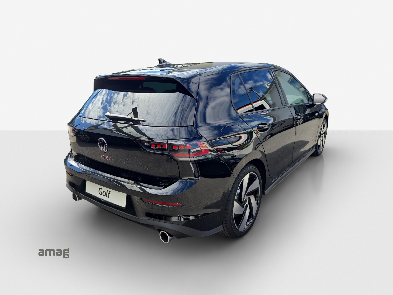 VW Golf 2.0 TSI GTI DSG-image-4