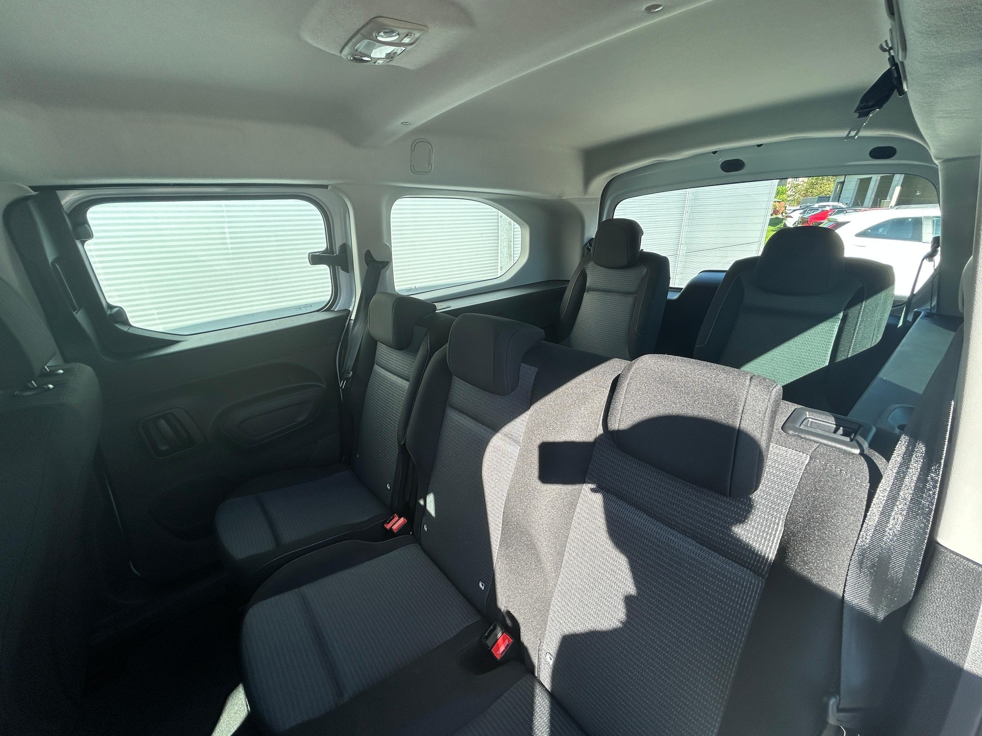 TOYOTA Proace City Verso L2 1.2 110 Comfort-image-13