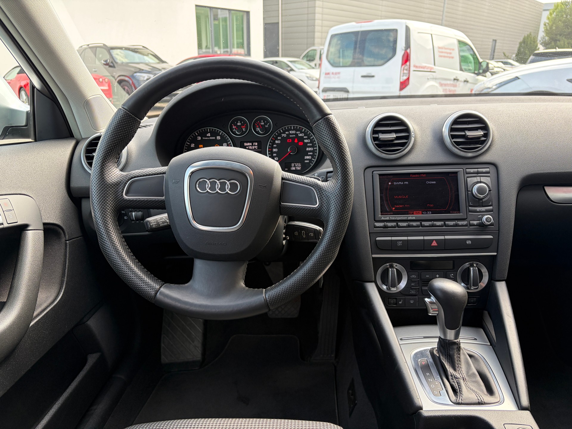 AUDI A3 Sportback 2.0 TFSI Ambition quattro S-tronic-image-12