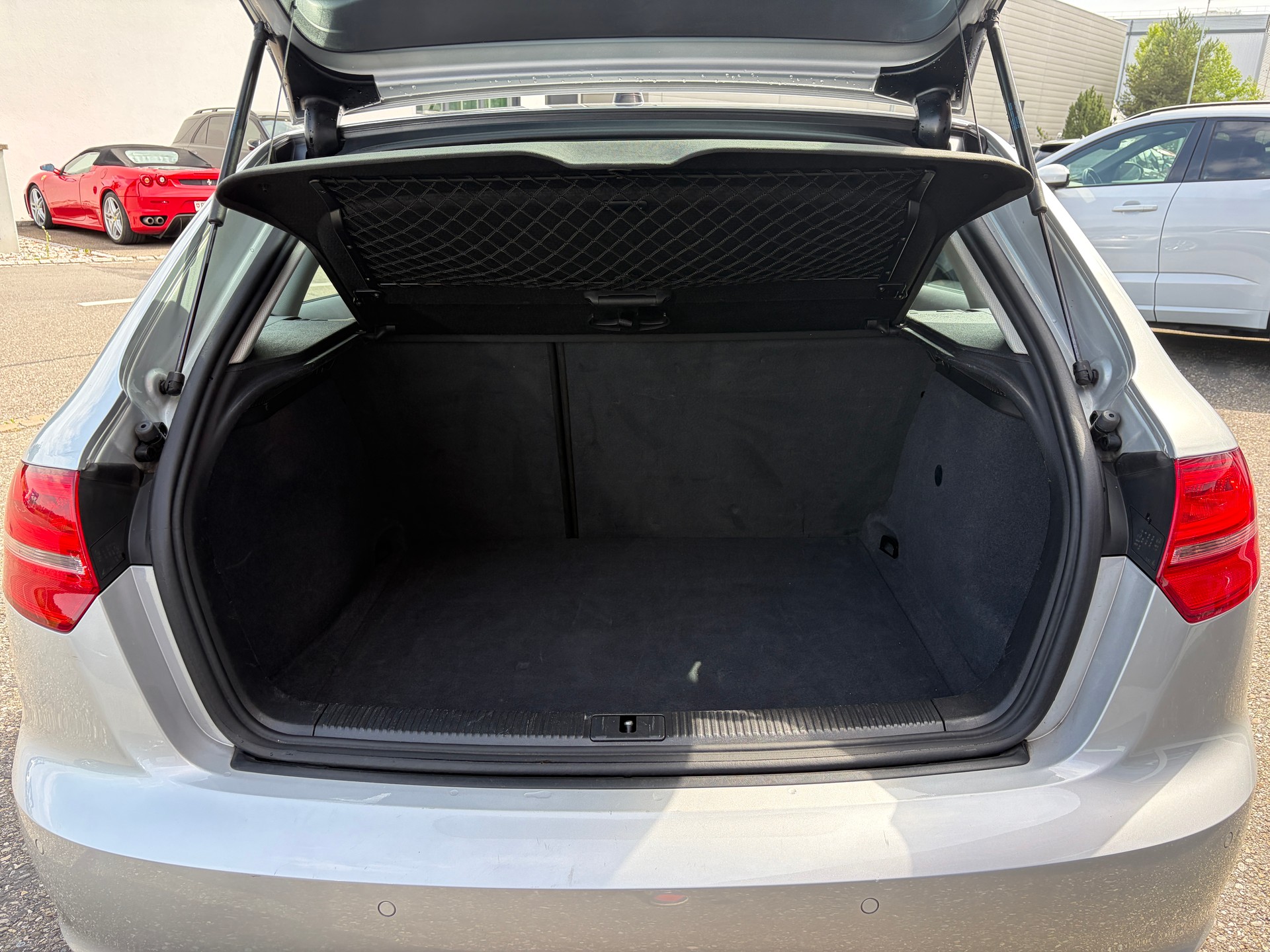 AUDI A3 Sportback 2.0 TFSI Ambition quattro S-tronic-image-15