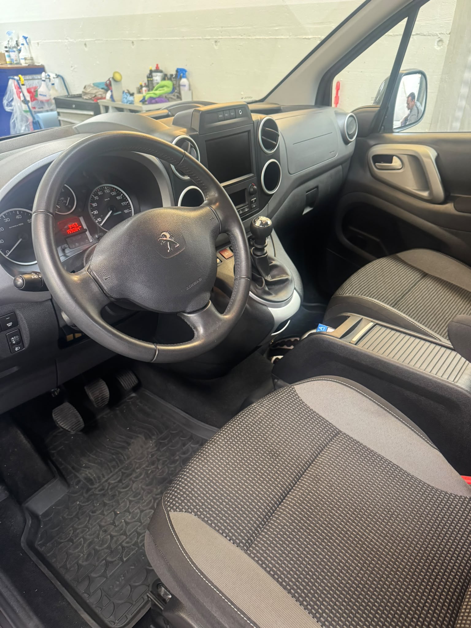PEUGEOT Partner 1.6 BlueHDi Allure 7-Sitze-image-3