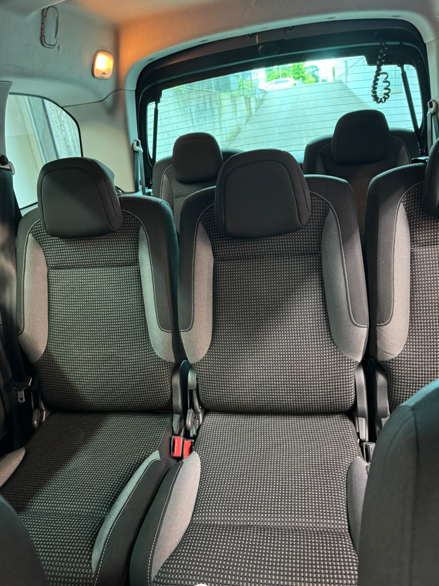 PEUGEOT Partner 1.6 BlueHDi Allure 7-Sitze-image-7