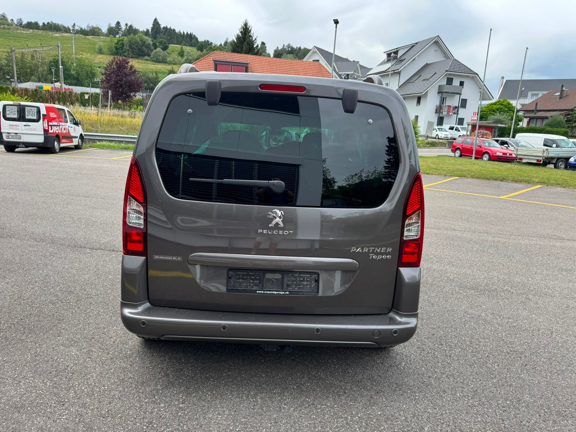PEUGEOT Partner 1.6 BlueHDi Allure 7-Sitze-image-2