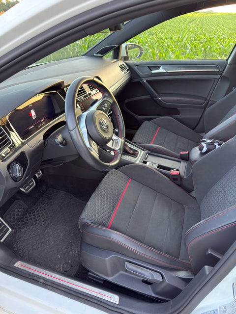 VW 2.0 TSI GTI Performance DSG-image-2