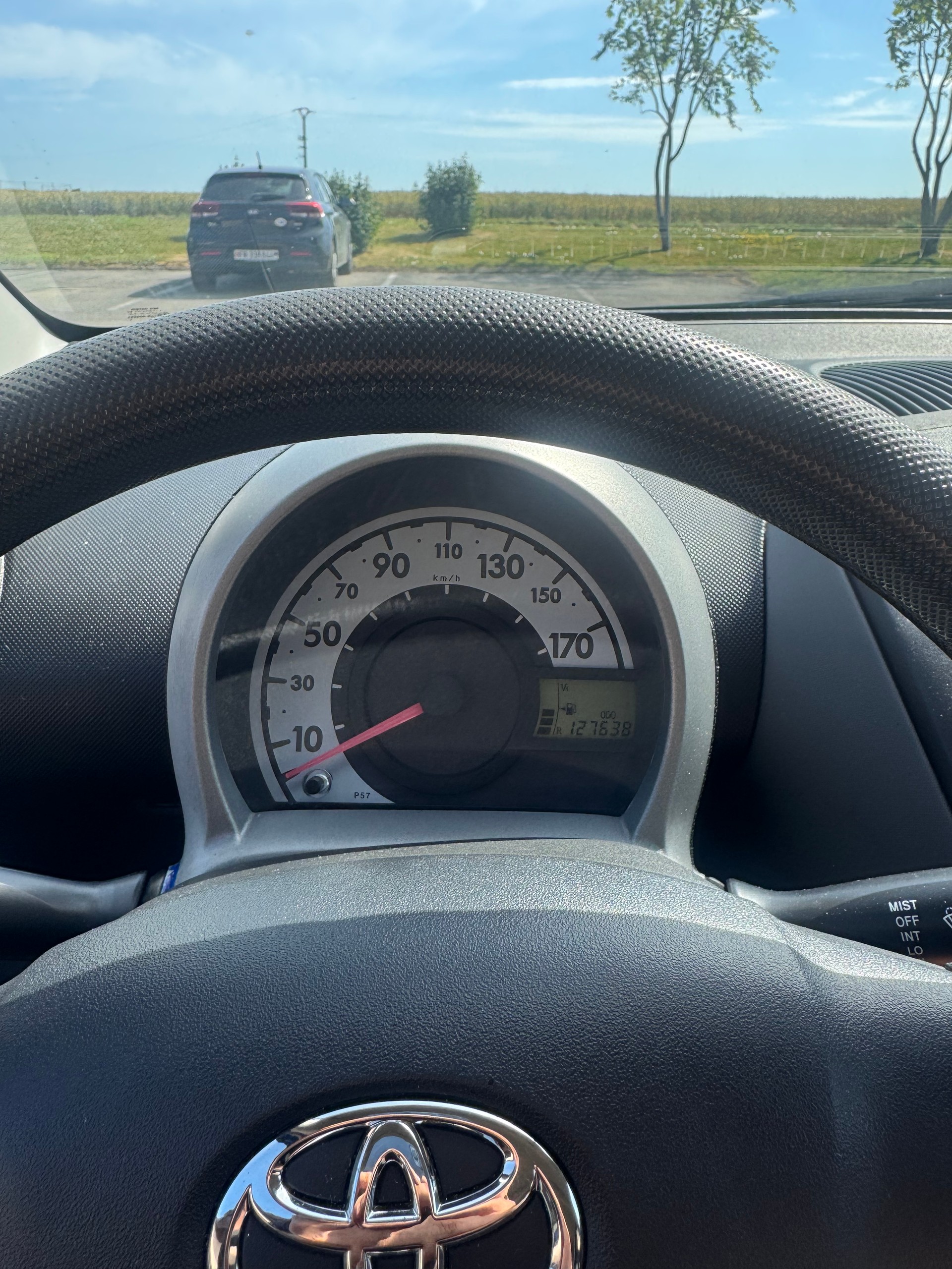TOYOTA Aygo 1.0 Linea Terra-image-13