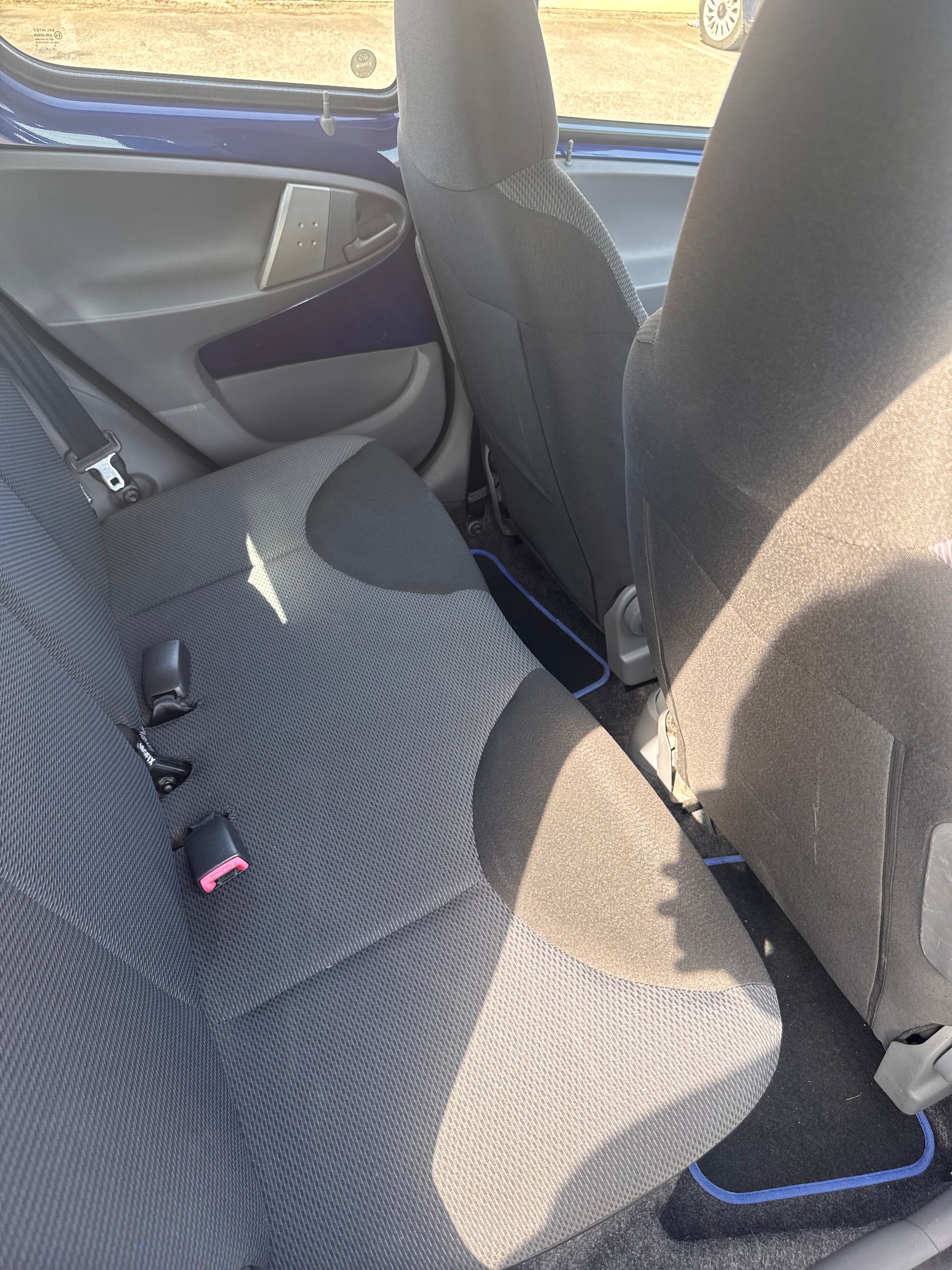 TOYOTA Aygo 1.0 Linea Terra-image-11