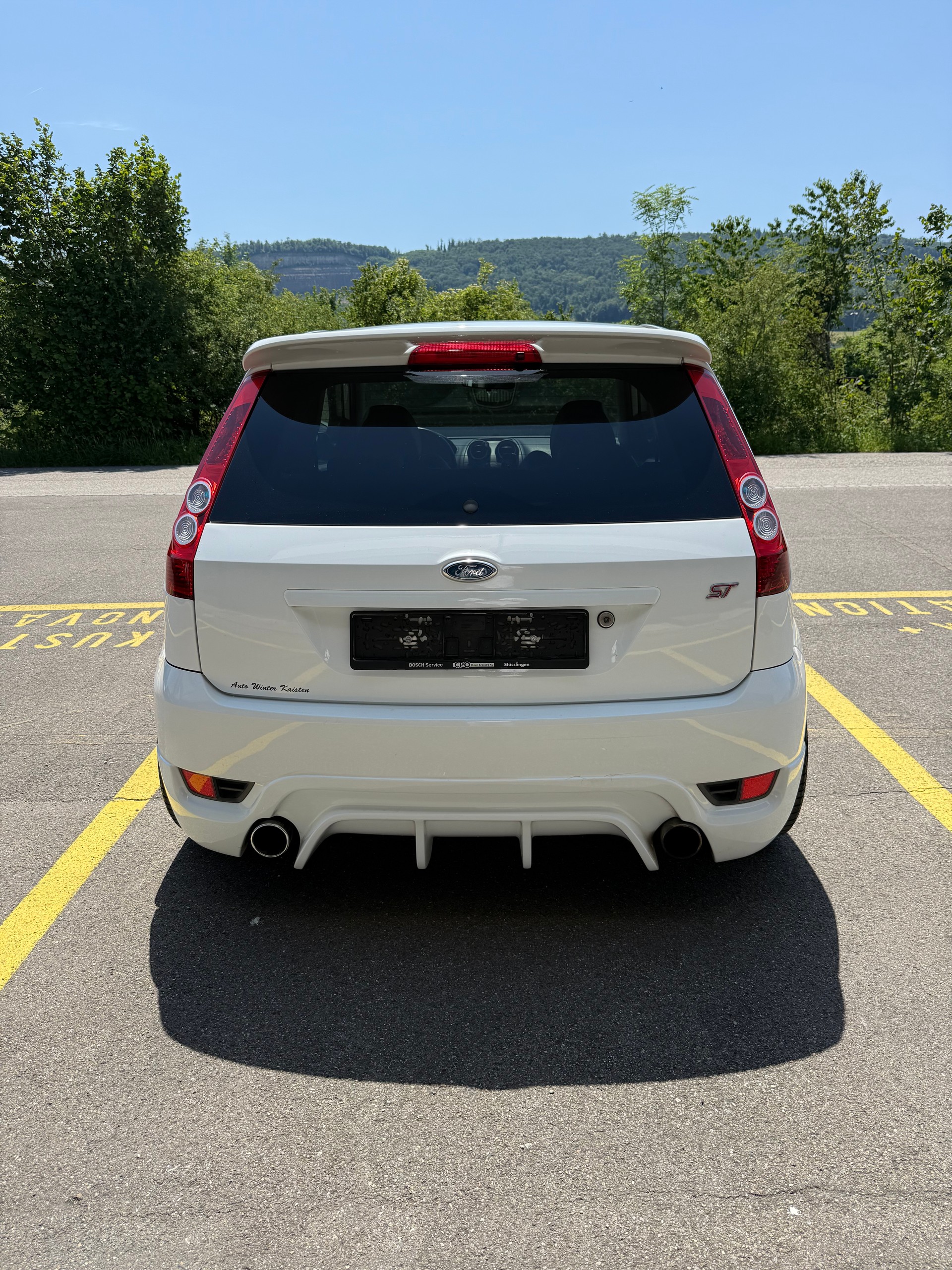 FORD Fiesta 2.0 16V ST Special Edition-image-6