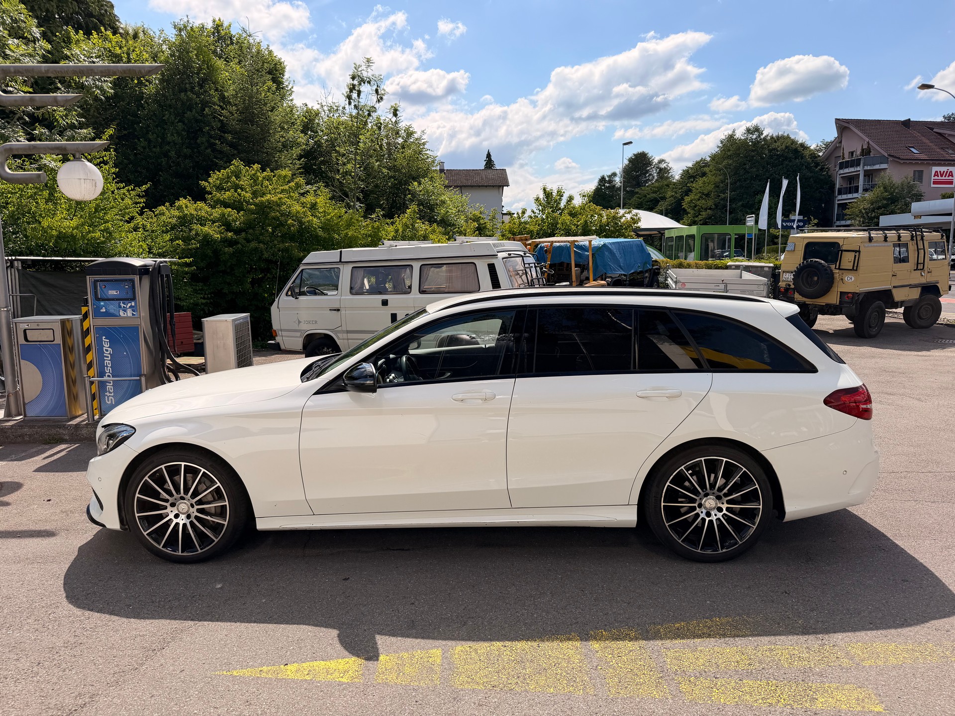 MERCEDES-BENZ C 400 AMG Line 4matic-image-1