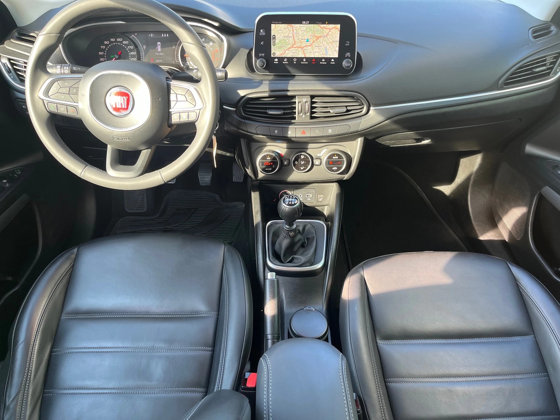 FIAT Tipo 1.4TJet Station Wagon Lounge Leder-image-8