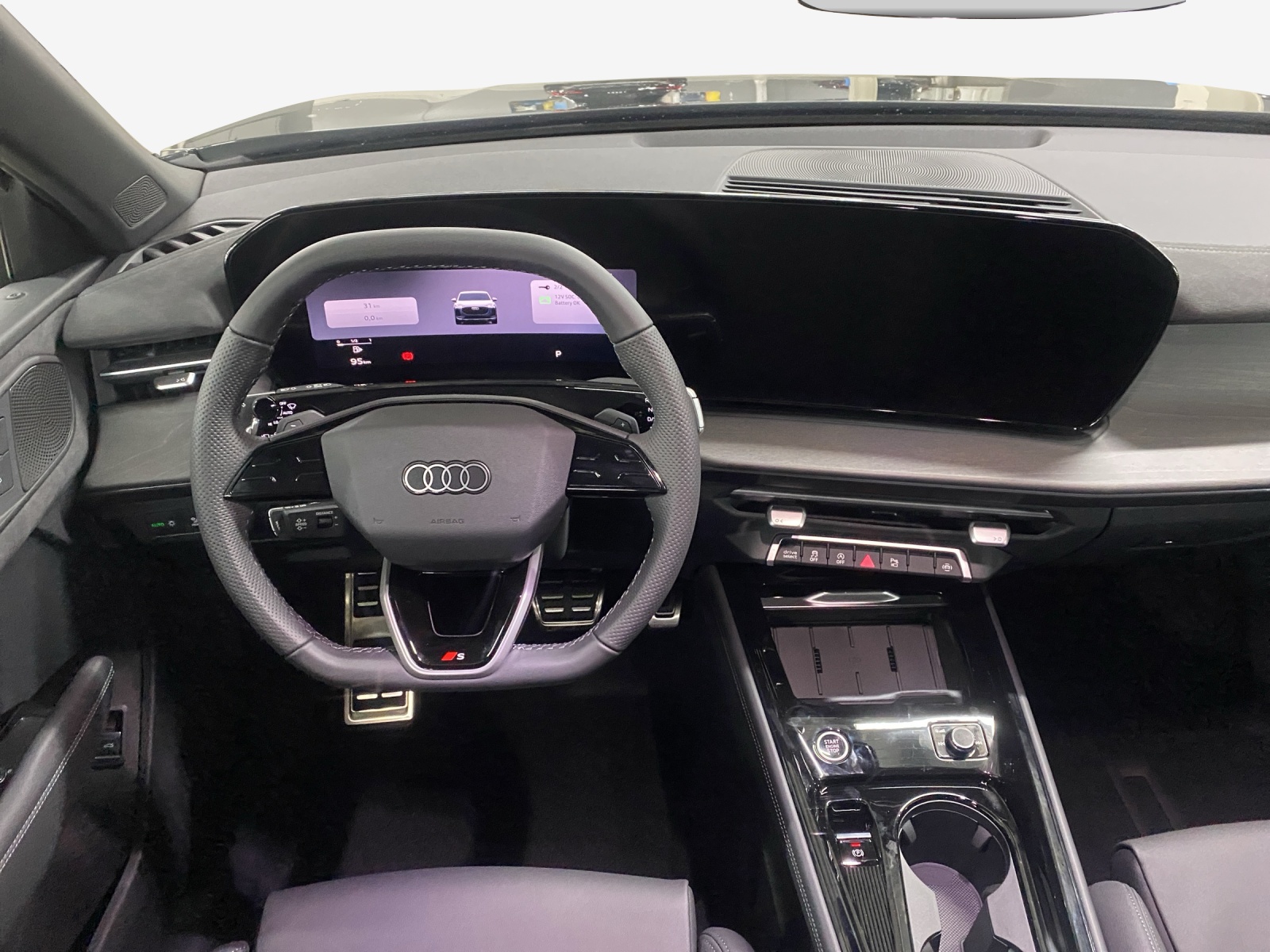 AUDI Q3 Sportback TFSI quattro 195 kW S tronic-image-8