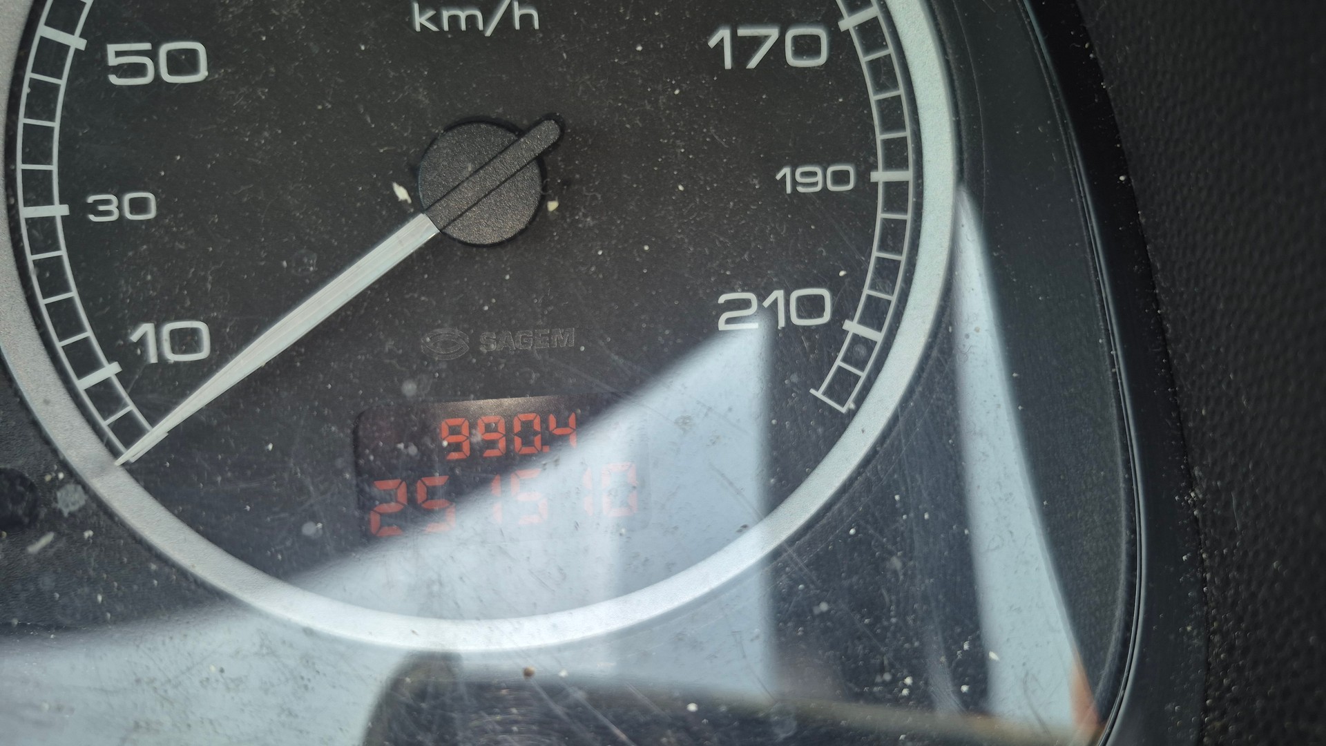 PEUGEOT 307 2.0 16V XS-image-7
