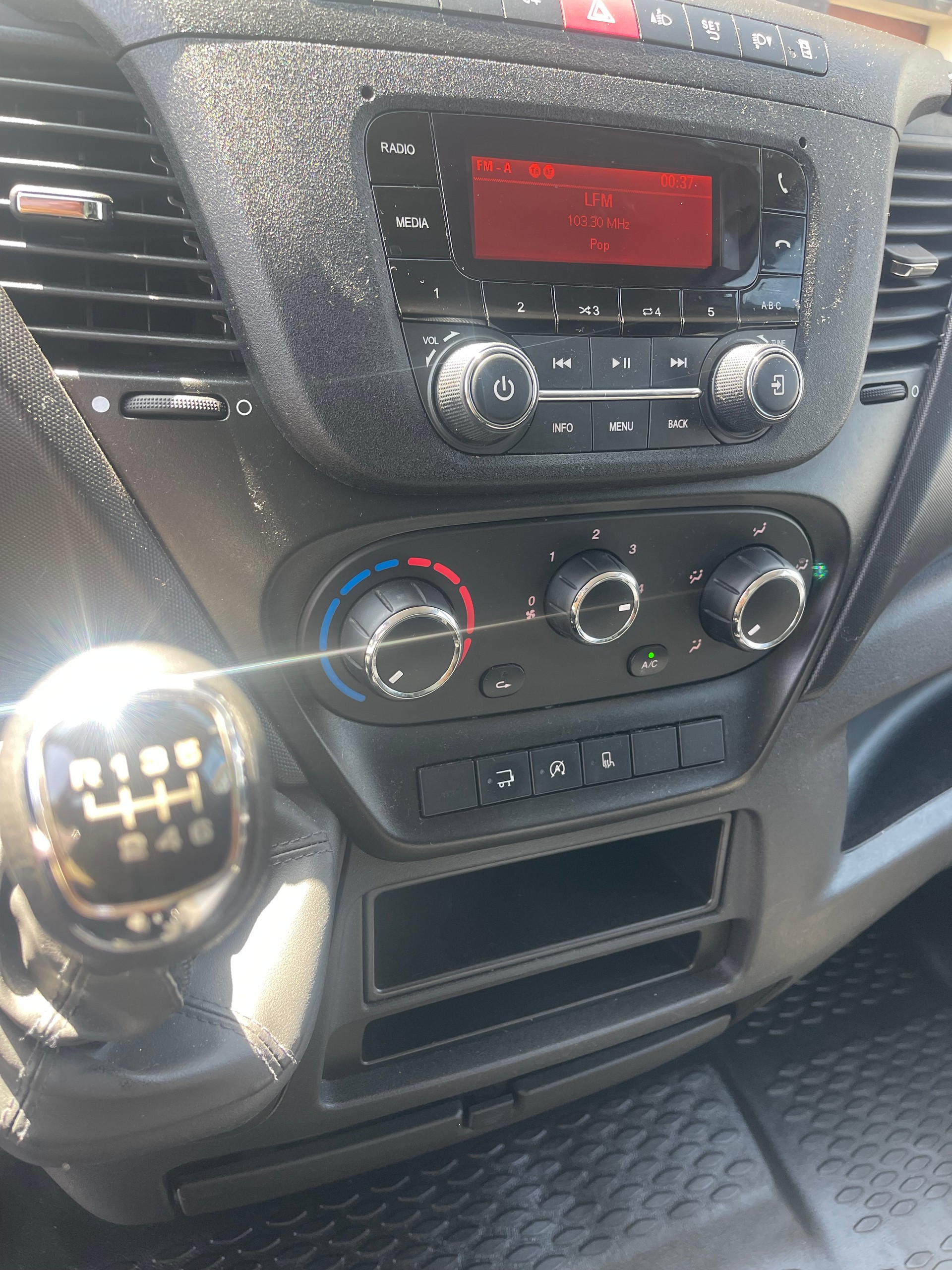 IVECO 35 S 14H A8-image-7