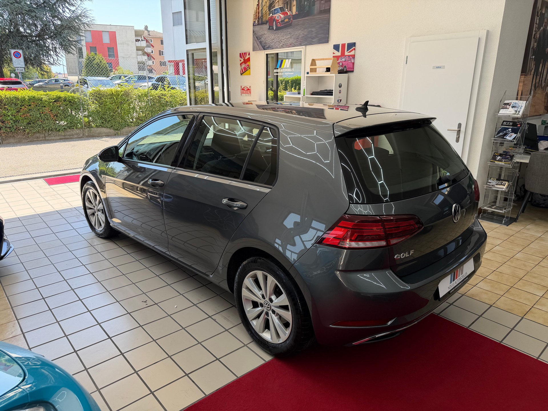 VW Golf 2.0 TDI Highline 4Motion-image-3