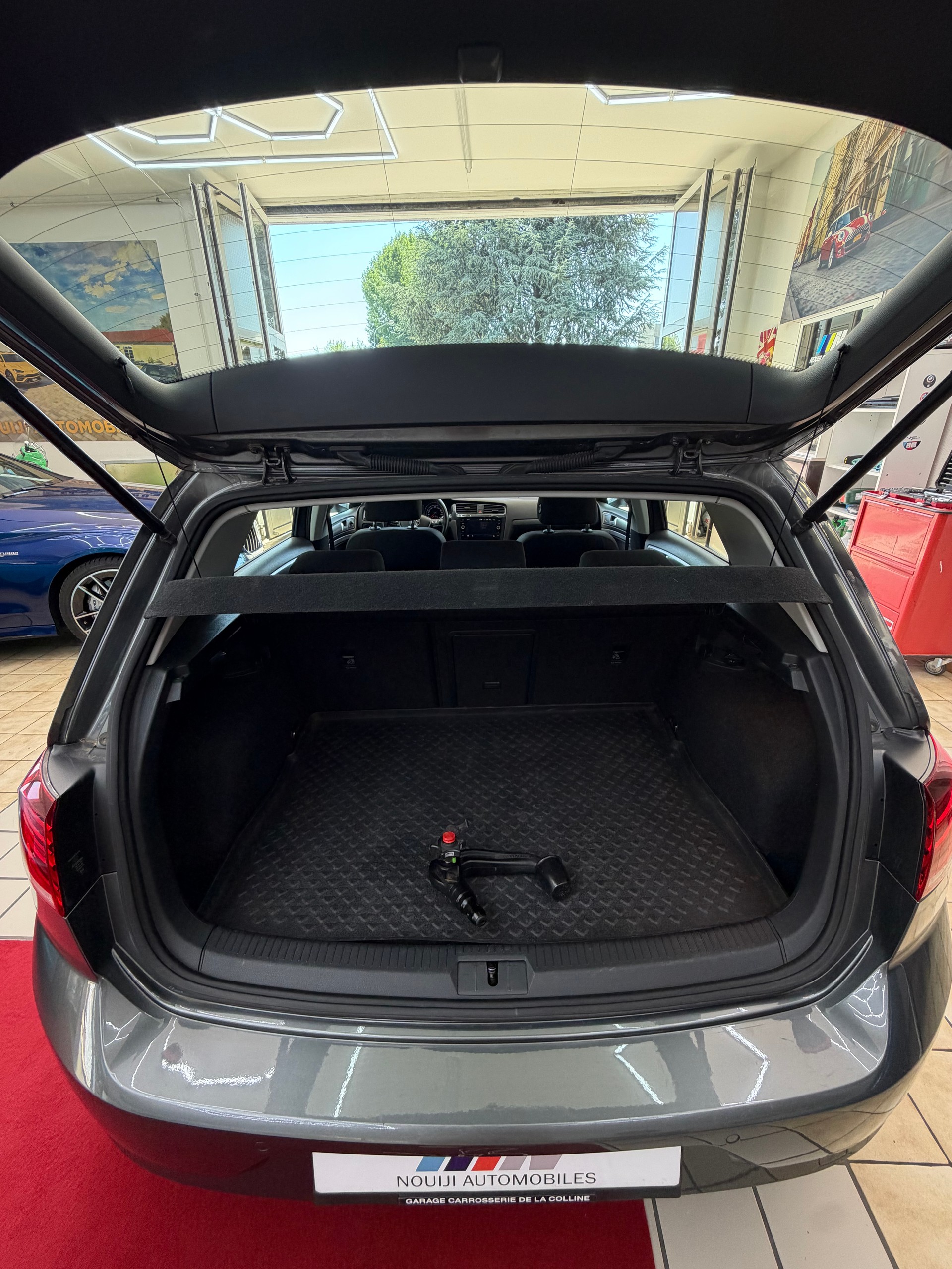 VW Golf 2.0 TDI Highline 4Motion-image-14