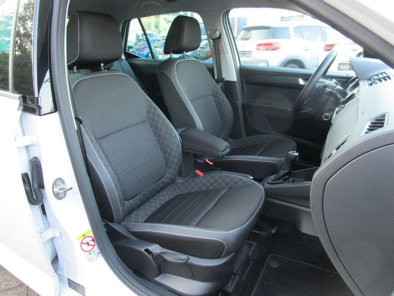 SKODA Fabia 1.0 TSI Ambition DSG-image-14