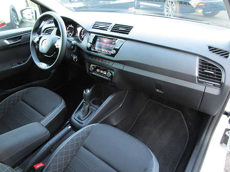 SKODA Fabia 1.0 TSI Ambition DSG-image-13