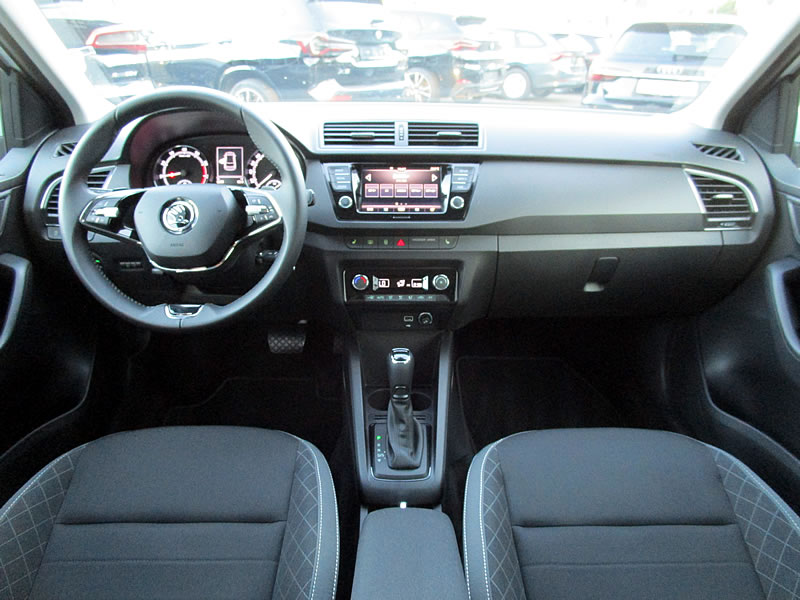 SKODA Fabia 1.0 TSI Ambition DSG-image-2