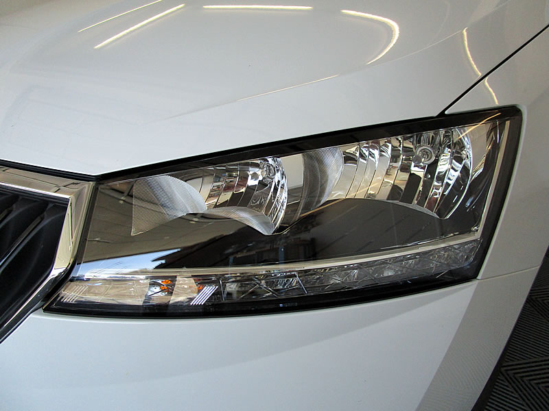 SKODA Fabia 1.0 TSI Ambition DSG-image-12